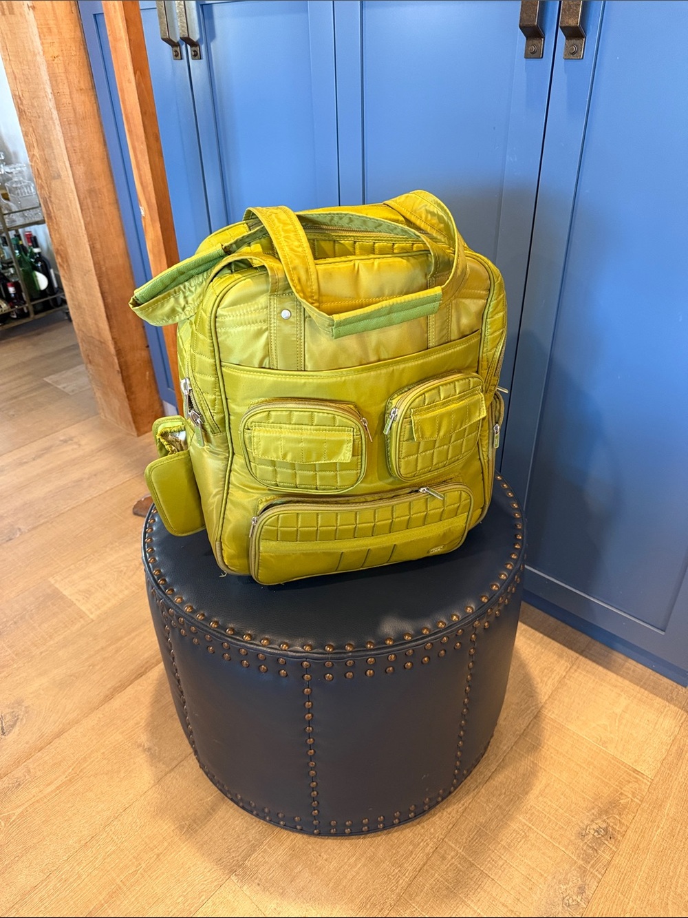 Lug classic Wheelie Roller Bag SPOTLESS AND RARE LINE GREEN